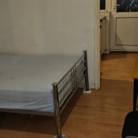No Frills & Nothing Fancy 1 Bed Studio City Centre Cardiff Buitenkant foto