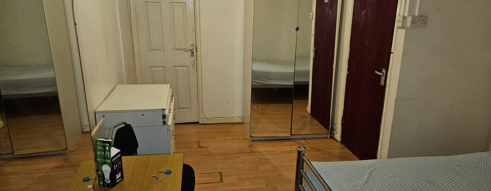 No Frills & Nothing Fancy 1 Bed Studio City Centre Cardiff Buitenkant foto